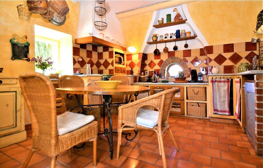 Mas Des Magnarelles / Uzes / Cevennes Villa Mejannes-les-Ales Luaran gambar