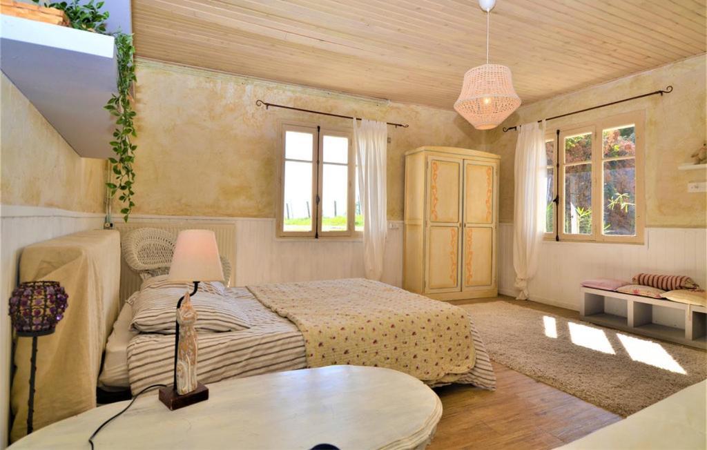 Mas Des Magnarelles / Uzes / Cevennes Villa Mejannes-les-Ales Luaran gambar